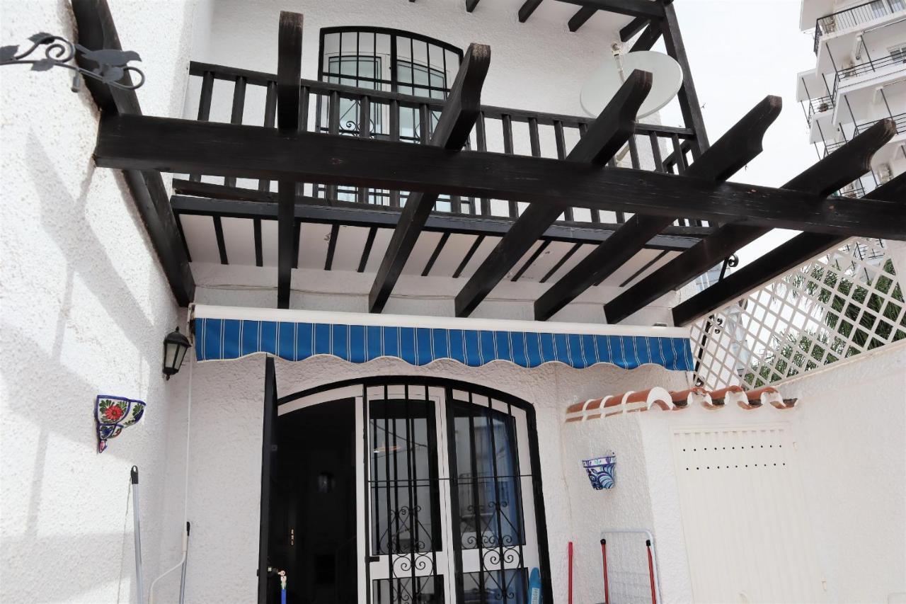 Los Pinos 29 Villas Casasol نيرخا المظهر الخارجي الصورة